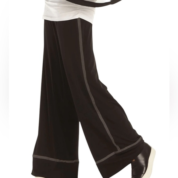 PLANET By Lauren G NWT Satin Trim Wide Leg Pajama Pants in Black